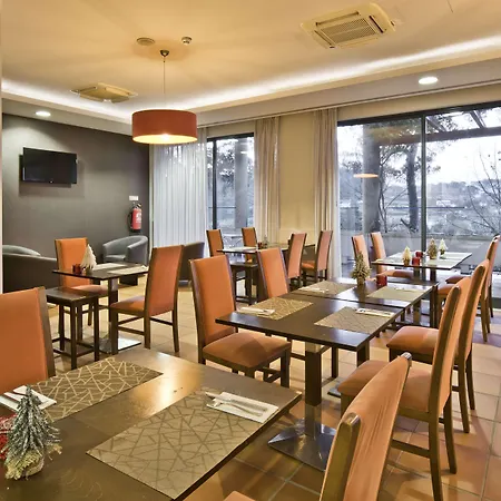 埃斯塔雷雅spa中心郁金香酒店 酒店 4*