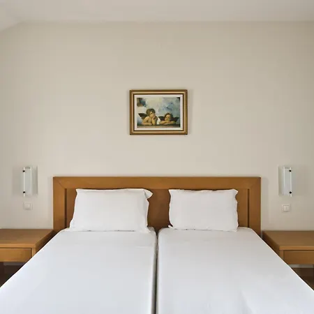 Ξενοδοχείο Lam 4*