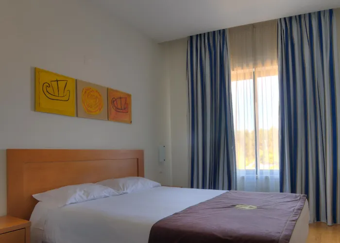 Lam 4* 埃斯塔雷雅